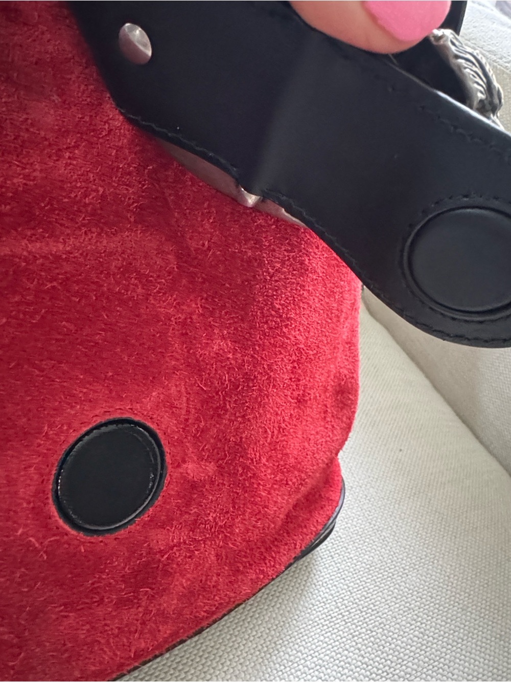 GUCCI Red Suede Medium Dionysus Bucket Bag - Picture 10 of 13